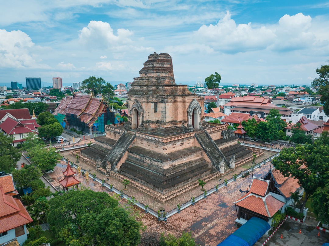 Wat Chedi Luang in Chiang Mai’s old city — temples and hills for the northern half of the triangle.