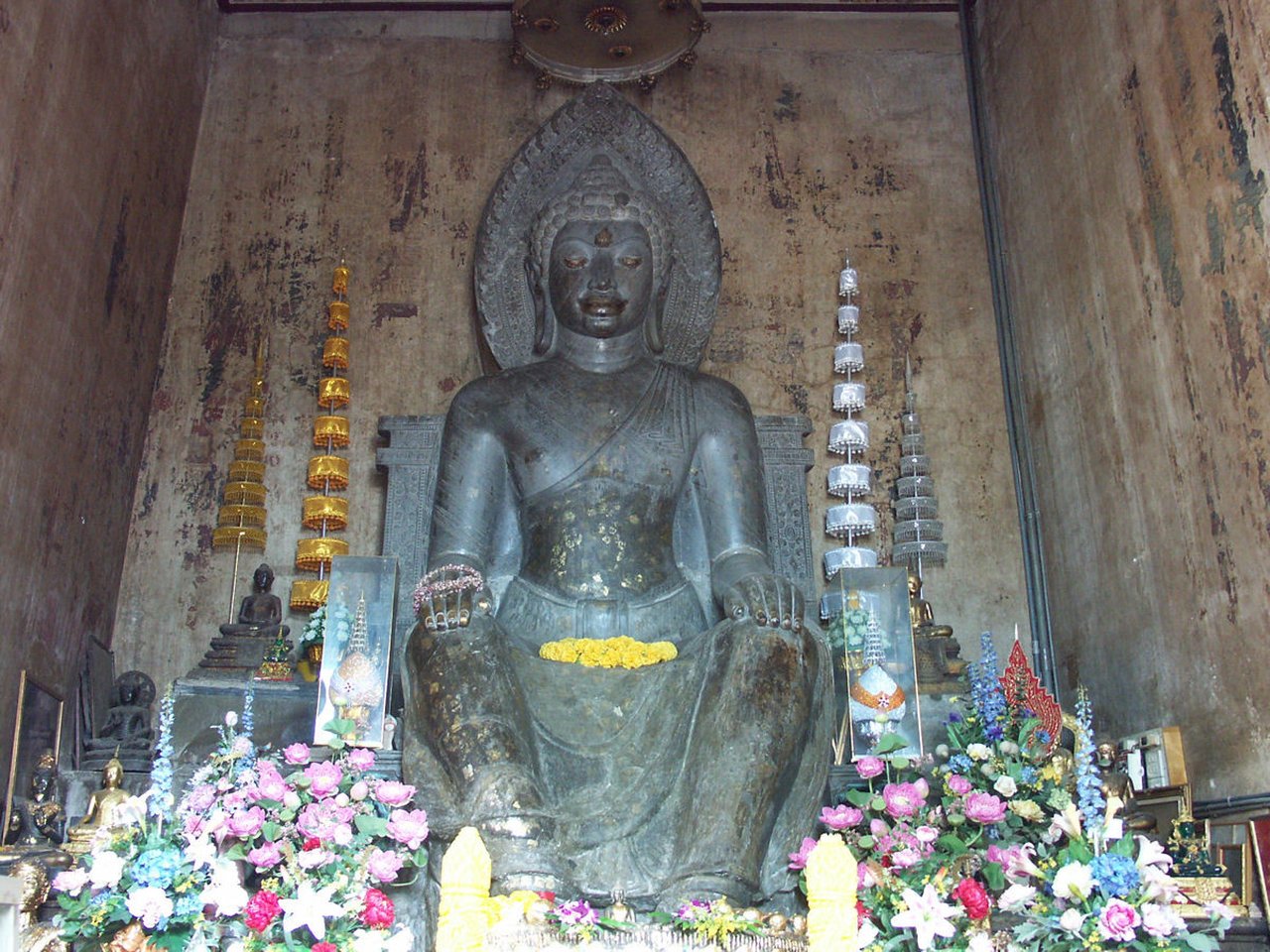 Wat Na Phra Men