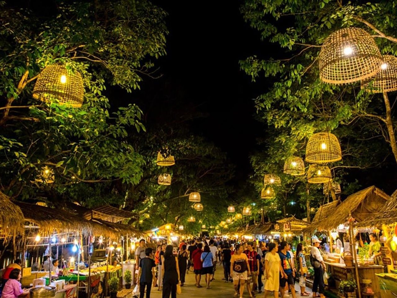 Krungsri Weekend Market
