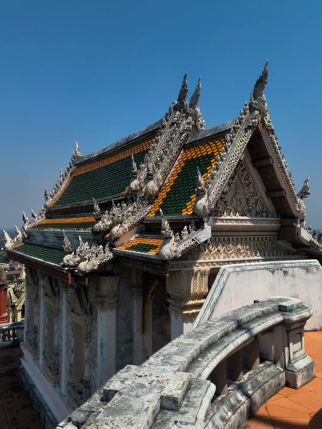 Wat Mahathat temple 1